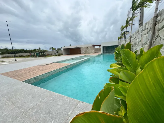 Lotes em condomínio na Aruana com 375m²/408m²