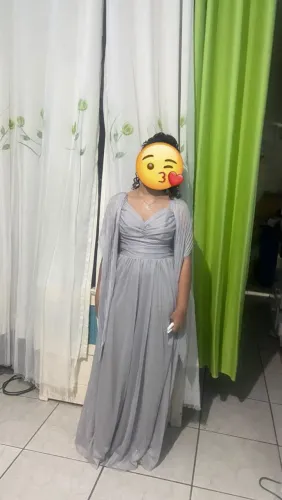 Vende-se vestido de festa prata(usado)
