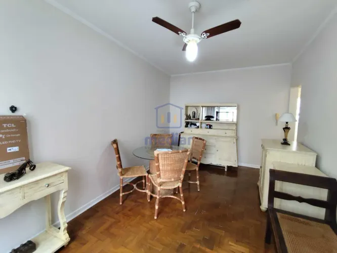 Apartamento para locação de 1 dormitório no Gonzaga, próximo ao Shopping Balneário.