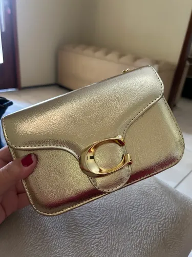 VENDO BOLSA DOURADA