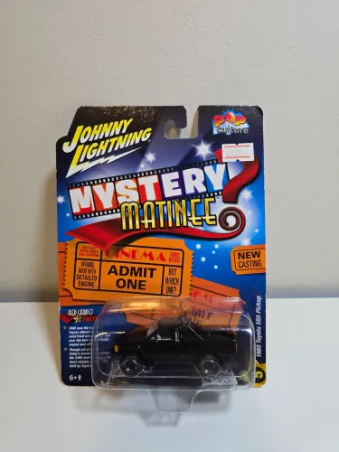Johnny Lightning Toyota SR5 Pickup, De Volta para o Futuro