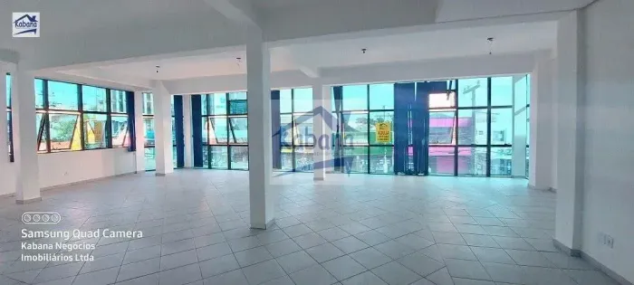 Sala comercial com 121 metros quadrados Segundo andar / frente - Alvorada - RS