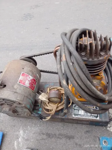 Compressor 
