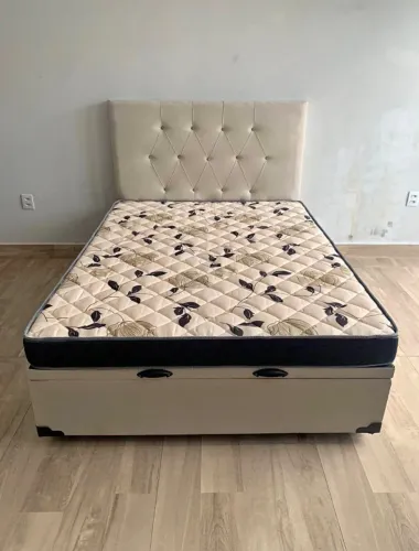 Cama de casal novo