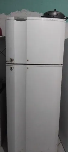 Geladeira, parou de funcionar, 490 litros