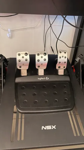 Volante g920 + cambio logitech + cockpit extreme
