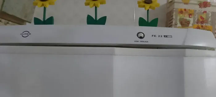 Freezer vertical Eletrolux 173L