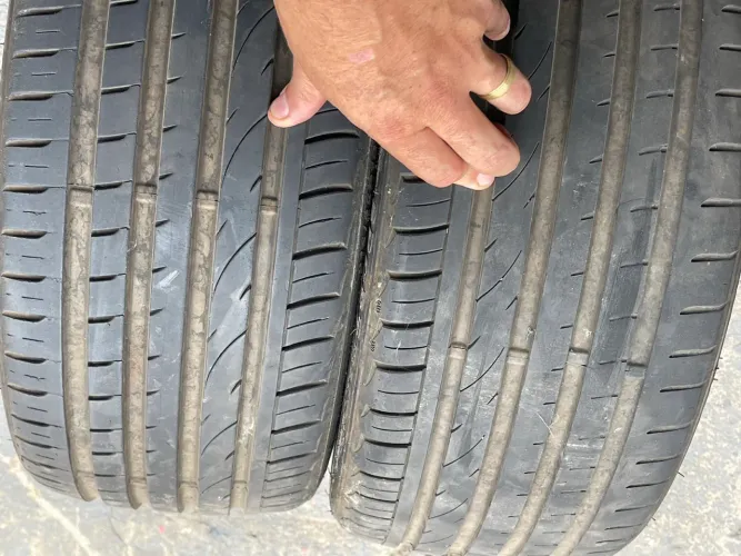 2 Pneus 215/35 R18