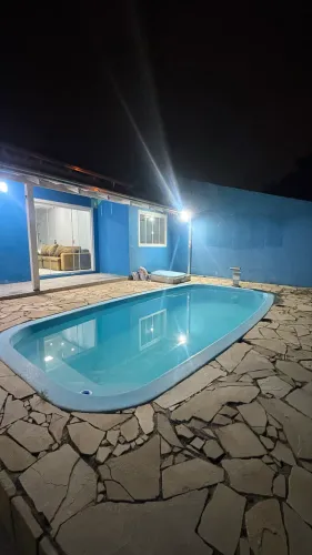 Alugo casa com piscina 
