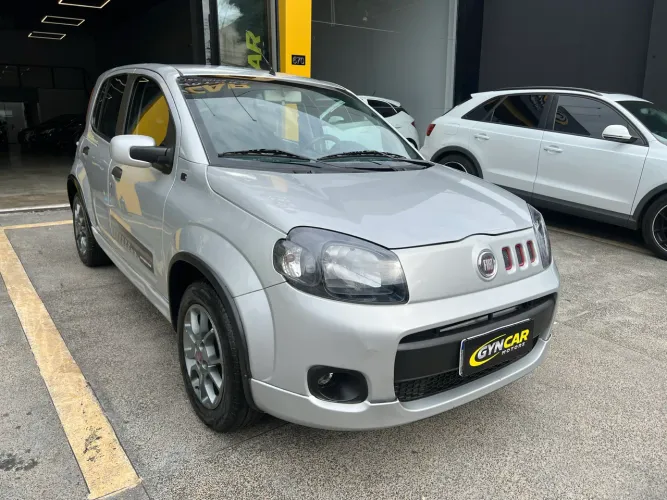 Fiat Uno Sporting 1.4 EVO Fire Flex 8V 4P 2013