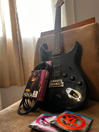 Guitarra Tagima T736 Special + Cabo e cordas