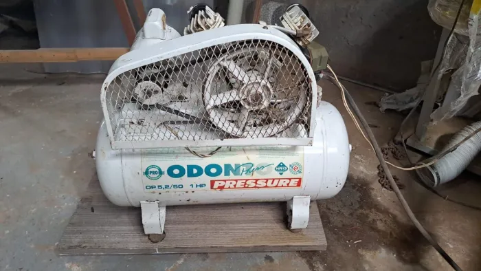 Compressor De Pintura Semi Novo