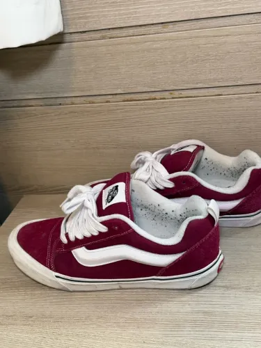 Tênis Vans Knu Skool