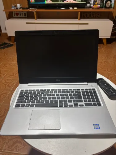 LAPTOP DELL
