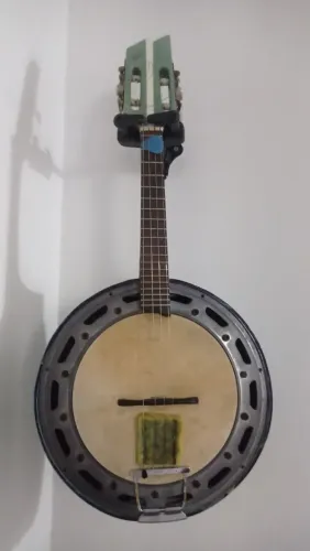 Banjos à venda. R$ 1200,00 cada