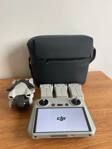 DJI Mini 3 Fly More Combo + RC Tela + 3 Baterias