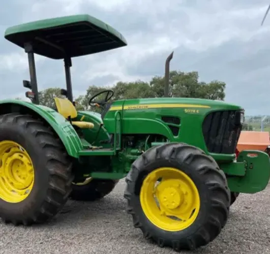 Trator John  Deere  5078 2016 