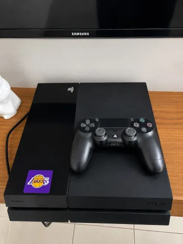 PlayStation 4/ PS4