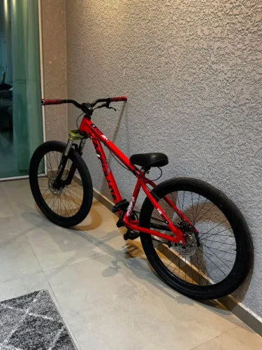 VENDO BICICLETA OU TROCO POR IPHONE EM BOM ESTADO