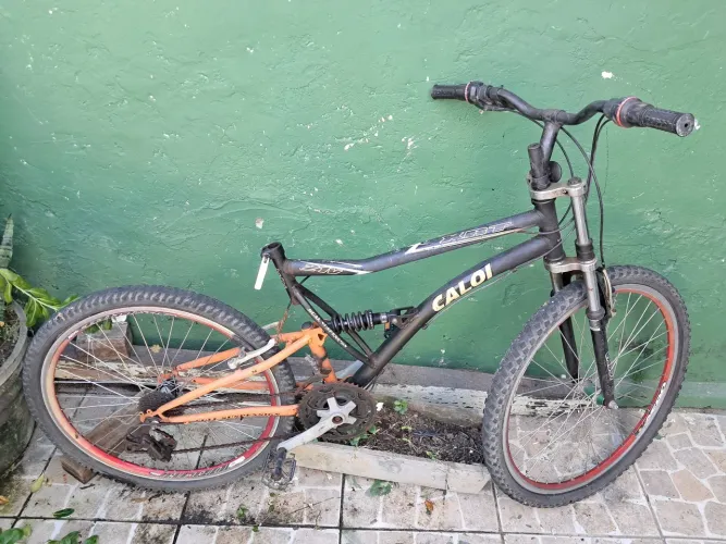 Bicicleta esportiva kaloi