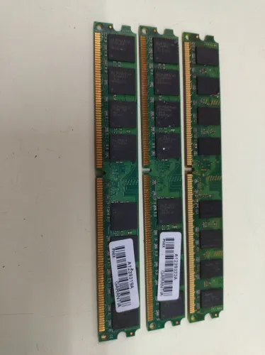 Kit Memória RAM DDR2 Kingston Original 3 pentes 2GB<br><br>- 3 pentes de 2GB DDR2 = 6GB total
