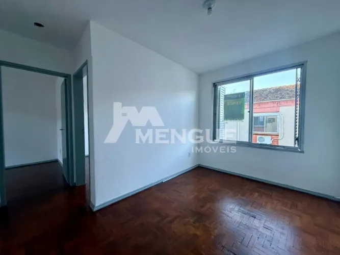 Apartamento de 2 dormitórios no bairro Vila Ipiranga!