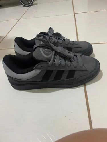 Tênis Adidas Campus ST Cinza Número 43