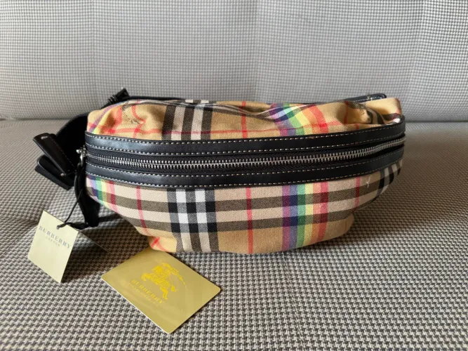 BURBERRY FANNY PACK