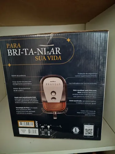 Vendo Airfryer sem uso ainda na caixa