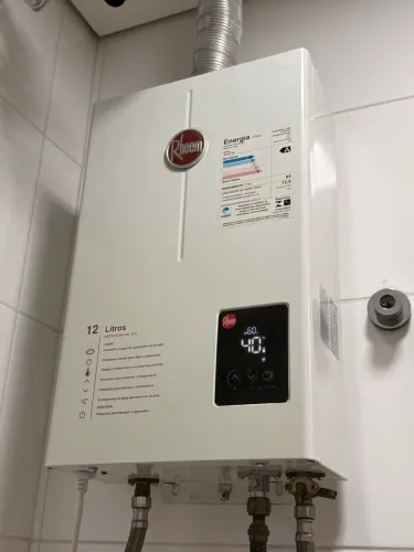 Aquecedor a gás Rheem semi novo - motivo mudança