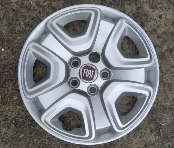 CALOTA Modelo Original ARO 16 Prata FIAT TORO