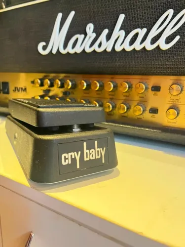 Pedal Wah Wah Cry baby Jim Dunlop Gcb95