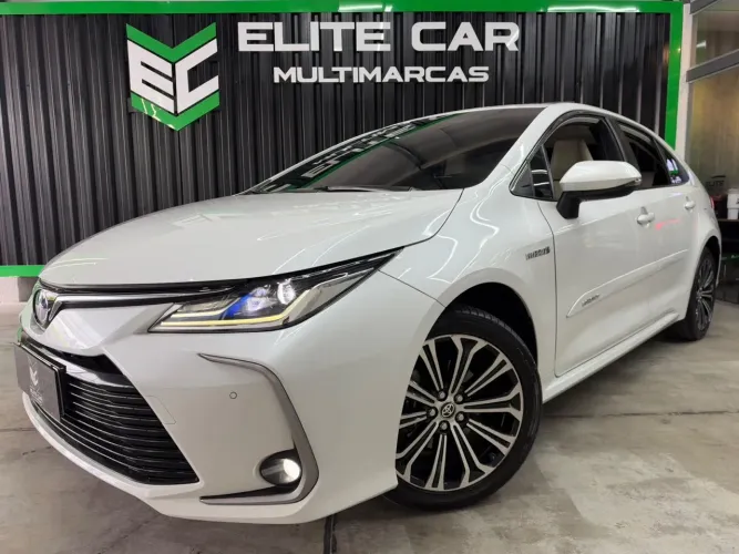 Toyota Corolla Altis Prem. Hybrid 1.8 Flex AUT 2023
