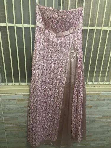 Vestido de festa rosa