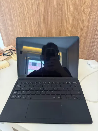 Samsung Galaxy tablet S9 + Teclado