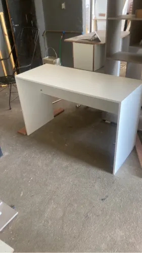 Vende-se mesa nova de MDF
