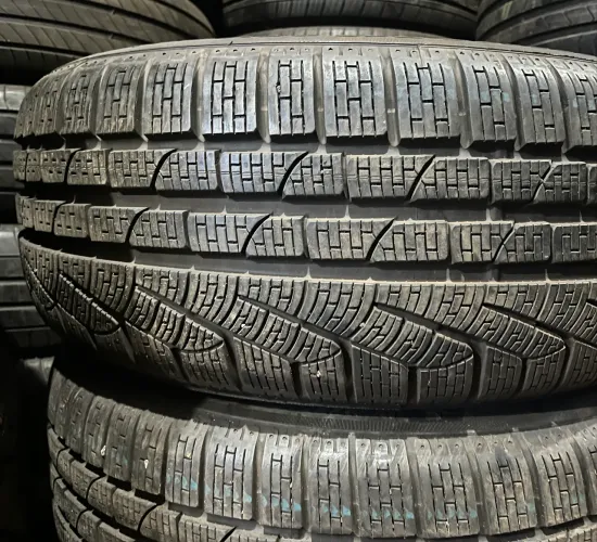 Jogo de pneus 18 sonata , kia soul , veloster 225/45 R18 semi novos PIRELLI 