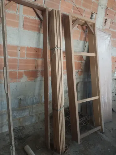 Porta mais caixonete tudo novo e barato só retirada 