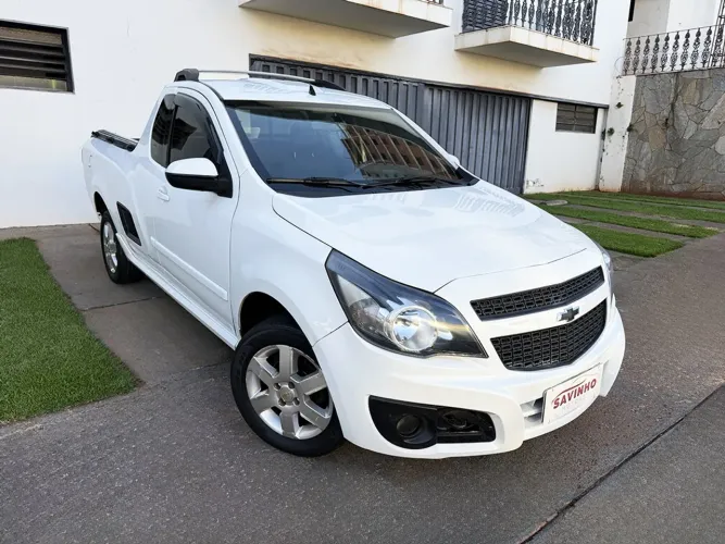 Chevrolet Montana Sport 1.4 Econoflex 8V 2P 2013