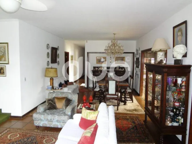 Casa a venda em Piracicaba no Nova Piracicaba com 4 dormitórios à venda, 465 m² por R$ 1.1