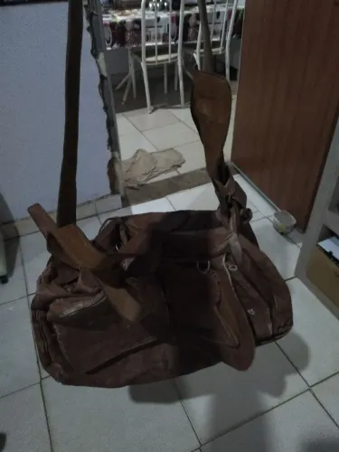 Bolsa ? de viagem de couro 