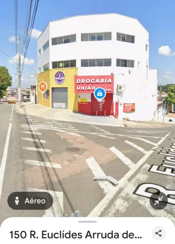 Alugo salas comerciais