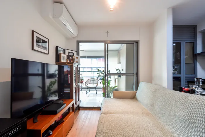 Apartamento para venda em Pinheiros com 2 quartos, 72m²