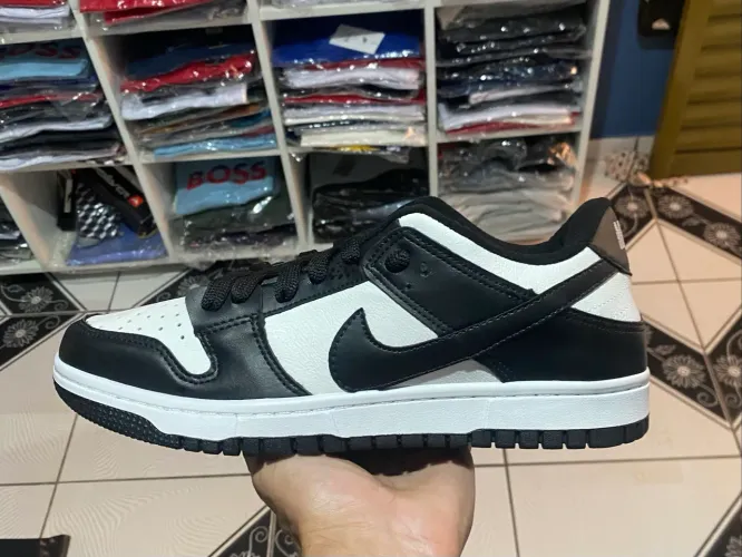 Tênis Nike funk