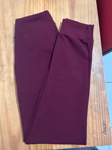 Calça Vinho - M