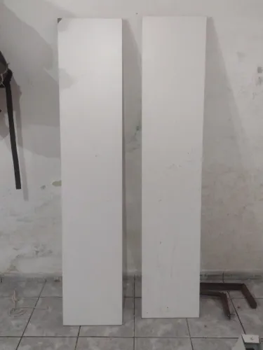 Vendo duas prateleiras de MDF