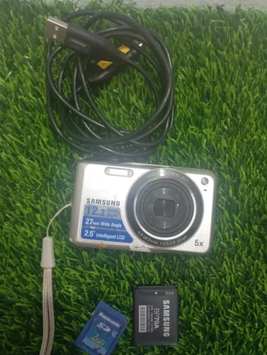 Camera Samsung ES68