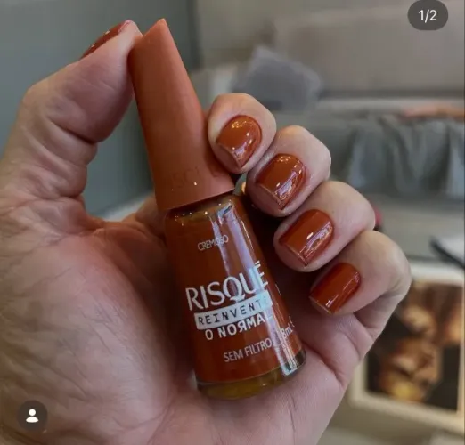 Contrata-se manicure por parceria 