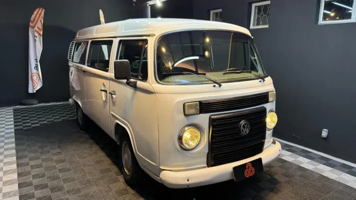 Volkswagen Kombi Standard 1.4 MI Total Flex 8V 2011