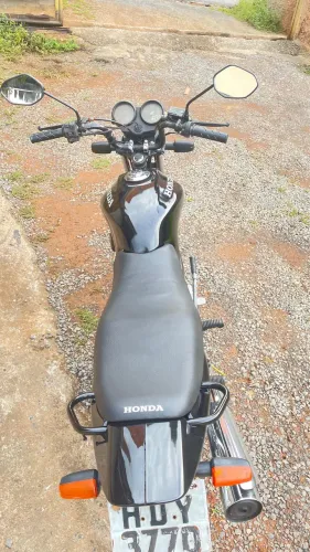Vendo Fan 125 ano 2006 muito conservada